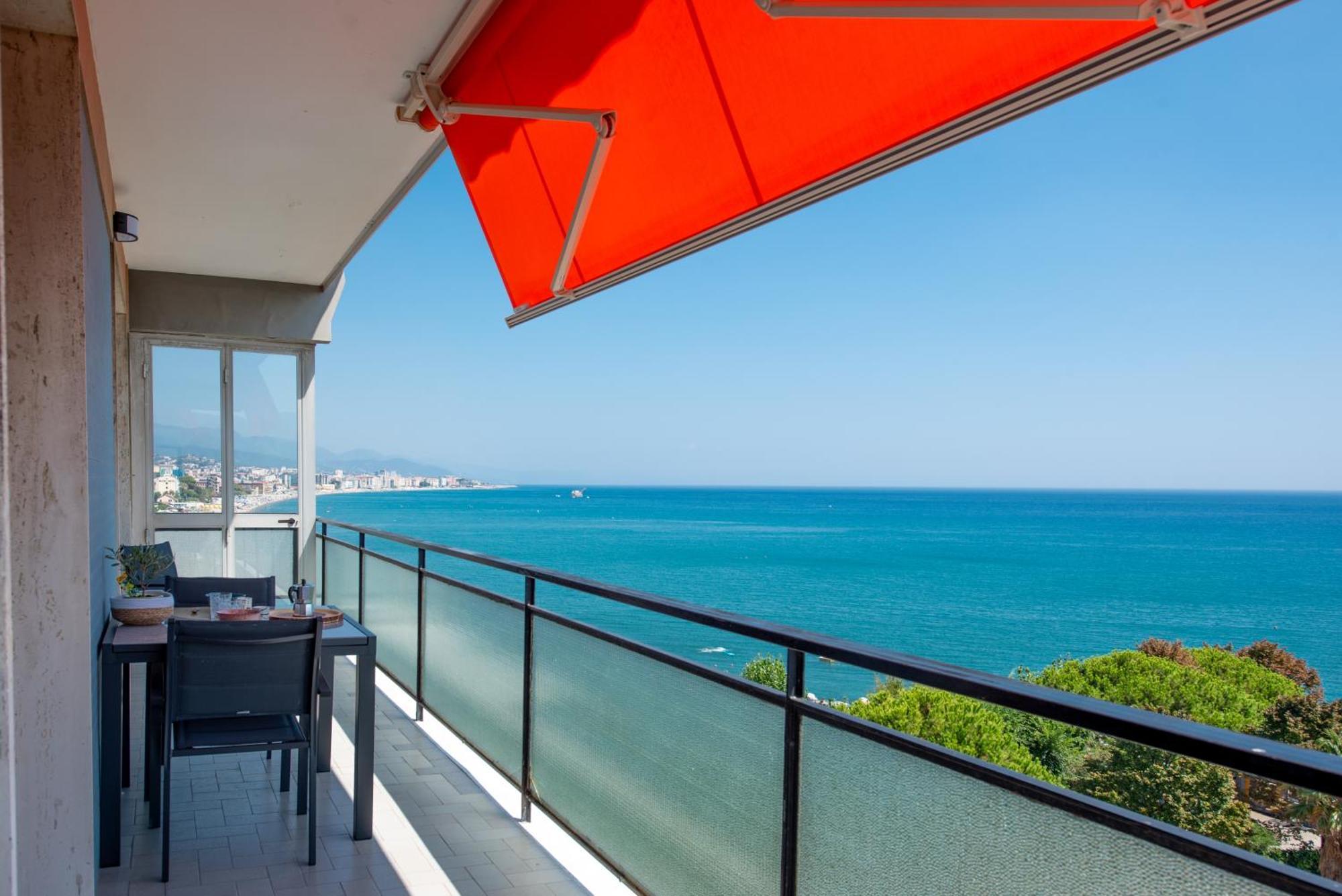 You And The Sea Apartment Savona Exterior photo